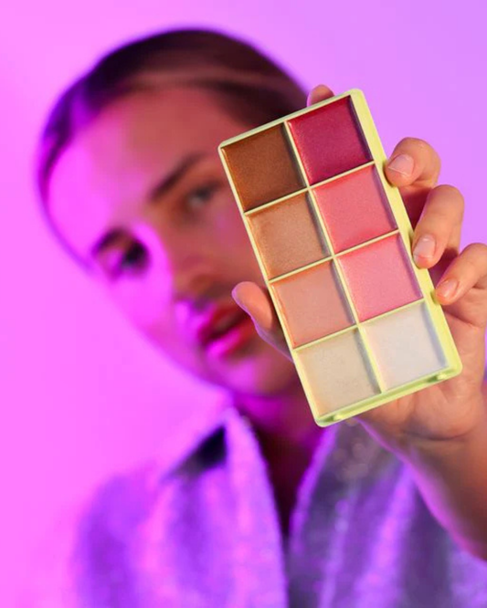 Comet Case Cream Highlighter