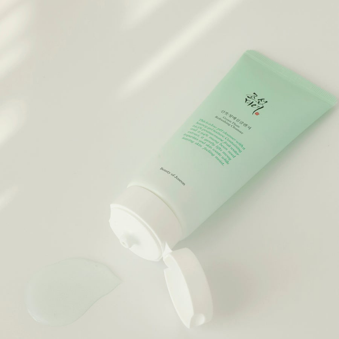 Green Plum Refreshing Cleanser 100ml
