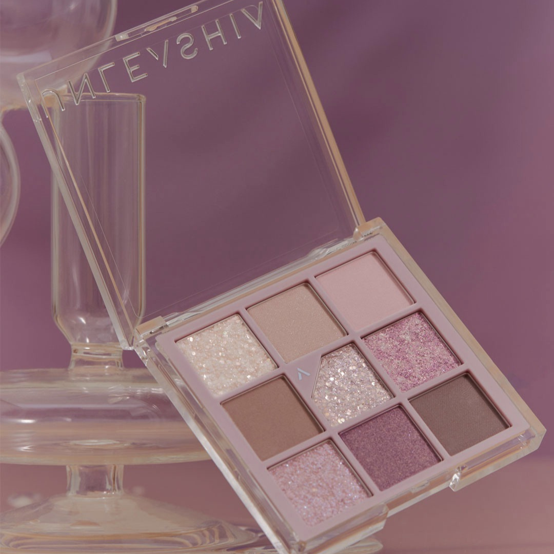 Glitterpedia Eye Palette (N°4 All of Lavender Fog)