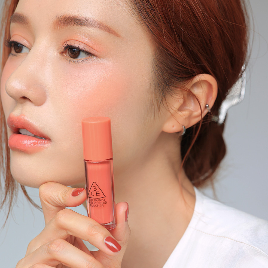 Sheer Liquid Blusher (Cozy Peach)